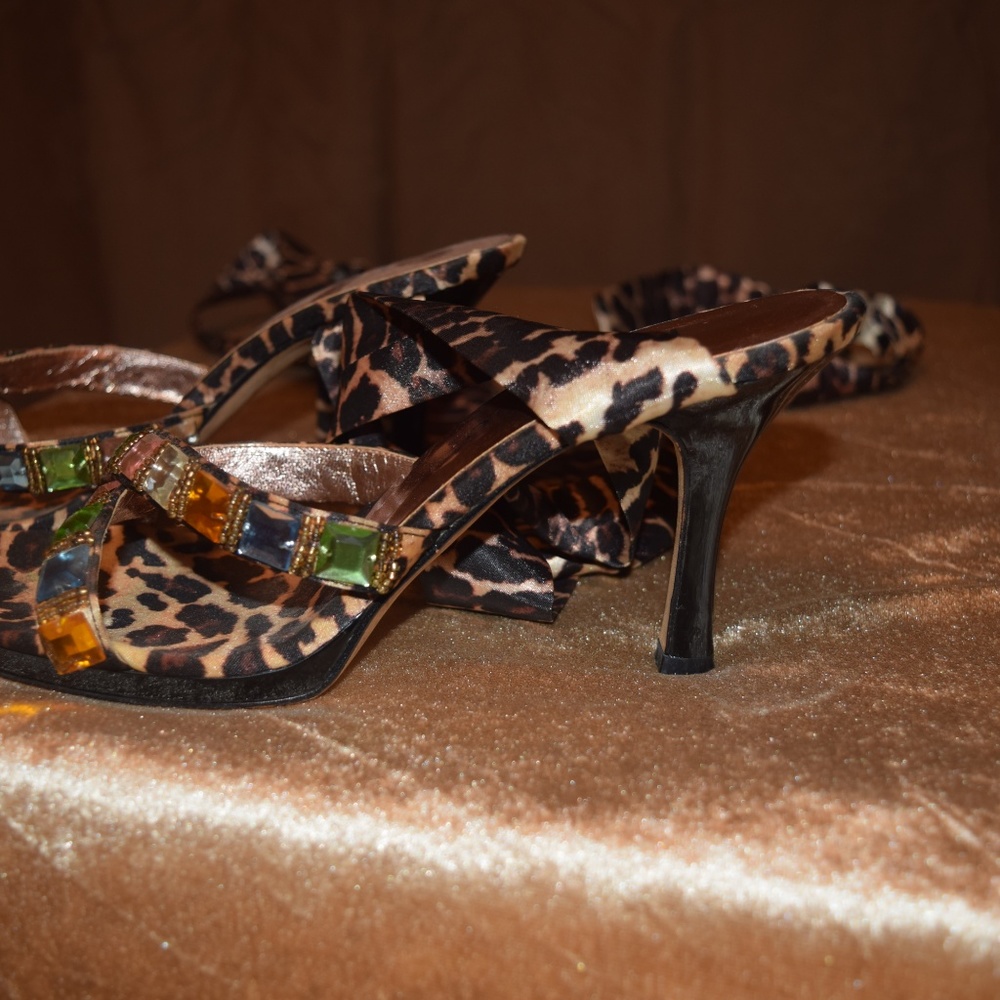 Sandals - Picture 3 of 3